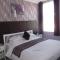 FourRooms - Couples Only