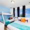 Beautiful Newly Updated Townhome Sleeps 10