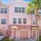 Beautiful Newly Updated Townhome Sleeps 10