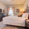 Lakeview Executive Penthouse