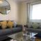 Edinburgh Street Home - Beautiful House with Free Parking and Wifi, Equipped with comfy furnitures