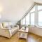 Carbis Bay - Luxury 3 Bed Penthouse Apartment with Sea Views Parking Sauna Balcony