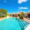 Villa Riviera