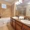 Pool View with kitchen, washer dryer and minutes to Disney - 达文波特