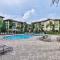 Pool View with kitchen, washer dryer and minutes to Disney - 达文波特