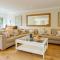 Turret House, Thorpeness - Close to the beach, Thorpeness Lake , Thorpeness Hotel, Golf and Country Club - Aldeburgh Coastal Cottages