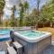 East Stroudsburg House with Hot Tub and Pool! - Іст-Страудсберг