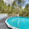 East Stroudsburg House with Hot Tub and Pool! - Іст-Страудсберг