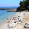 Apartments with parking spaces Veli Losinj, Losinj - 21260