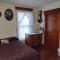 Quiet FULL-SIZE bed close to town 420 friendly