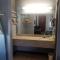 osu King Bed Hotel Room 112 Wi-Fi Booking