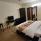 Aloha Apartments by blissful Ganges