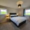 The Neals 4 Bedroom House in Buxton Sleeps 8
