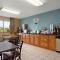 Super 8 by Wyndham Park City/North Wichita Area