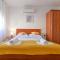 Rooms & Apartments Jadranka