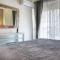 Eucalyptus suite sea view