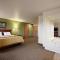 Super 8 by Wyndham Perryville