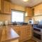 8 Berth Caravan For Hire By The Beautiful Beach In Heacham, Norfolk Ref 21055A