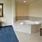 Wingate by Wyndham Bridgeport Clarksburg