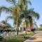 Amazing Pool, Complete Privacy, Amenities and Beach nearby