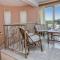 Amazing Pool, Complete Privacy, Amenities and Beach nearby