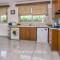 Amazing Pool, Complete Privacy, Amenities and Beach nearby