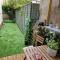 Tynant House- Cosy 3 bed house- Near City Centre and FREE parking