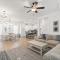 30A Pet Friendly Beach House - The Charming Blue Haven by Panhandle Getaways - 圣罗莎海滩