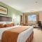 Super 8 by Wyndham Saskatoon Near Saskatoon Airport