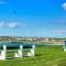 Moore Bay Holiday Homes No 18A by Trident Holiday Homes