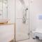 Luxe 3BR Penthouse w Jacuzzi&Parking&Mamad by HolyGuest