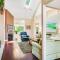 Plantations East - 221 Lakeside Dr