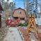 Emmas Cottage- Adorable Central Cozy Modern Chalet Home- Minutes to Activities