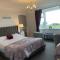 "Room only" at Wetherby Nairn - نيرن