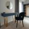 Woodenbridge Hotel - 阿克洛
