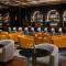The Drake Oak Brook, Autograph Collection