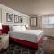 The Drake Oak Brook, Autograph Collection