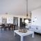 Beachfront Villa Thesseus - 纳克索乔拉