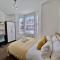 Incredible Private Rooms All with Private Bathrooms in a Fully Serviced House next to City Centre with Free Parking