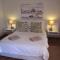 Wagon Wheel Country Lodge - Beaufort West
