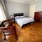 Spacious Bedroom in a Brooklyn House Shared with Host - بروكلين