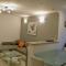 Luxury Flat with Heated Pool & Jacuzzi
