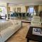 The Villa Luxe Hartbeespoort Spacious Golf & Wildlife Estate - Hartbeespoort