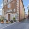 2 Bedroom Nice Home In Farnese