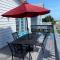 Beach Breeze 3, pet friendly, walking distance to Atlantic Ocean free parking - ميرتل بيتش