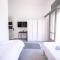 Geula Beach - 3Bedroom Seaside Apartment By Vacay