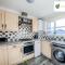 LOW rate this season for 3-Bedroom house In Bedworth - With Free Wi-fi, Private Parking & Garden by Passion Fruit Properties - OSB - Attleborough