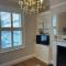 The Lily Pad - Cheltenham Townhouse, a short walk to Town Center and Racecourse