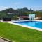 Villa Moura - Pool & Jacuzzi