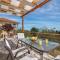 Vozas Villas - Traditional Houses with Great View